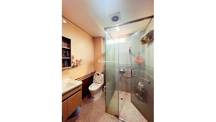 Tôi cho thuê nhà mới, căn góc, 92m2_ 5T; vỉa hè, Hoàng Quốc Việt-29 Tr